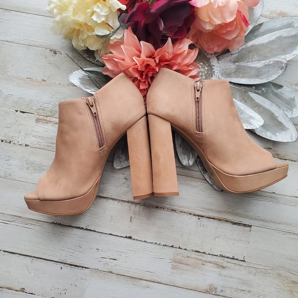 Womens shoes